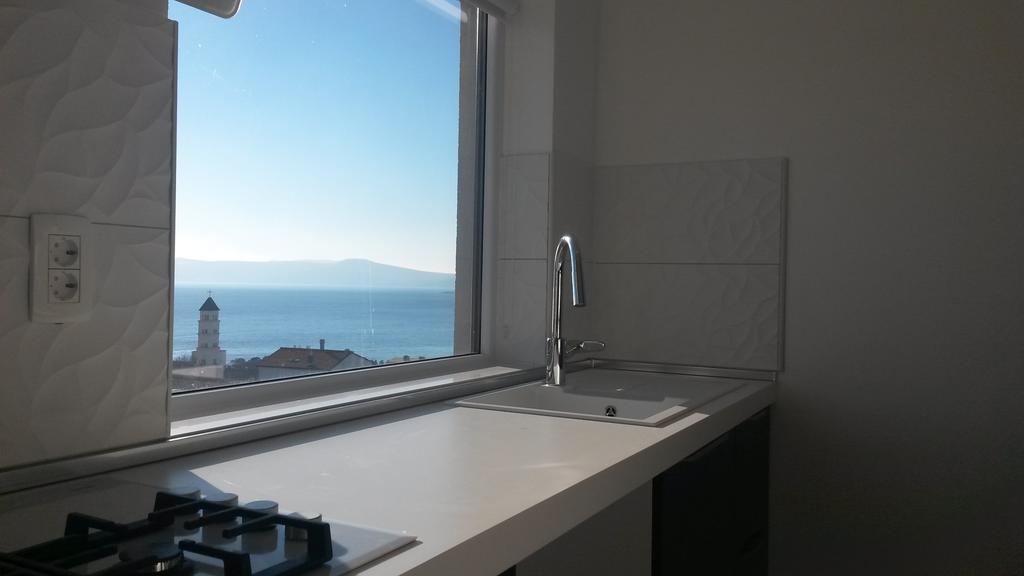 Panoramic View Apartments Crikvenica Ev Station Available Extérieur photo