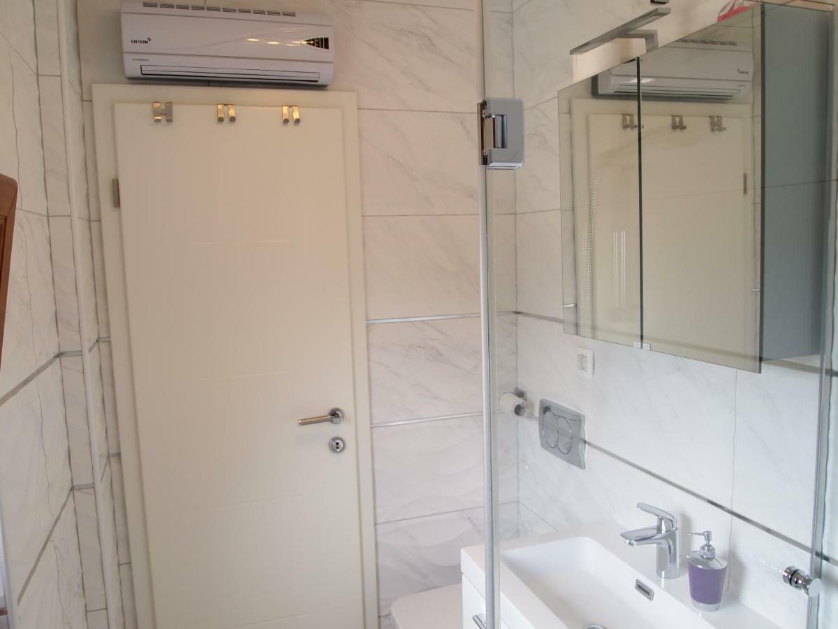 Panoramic View Apartments Crikvenica Ev Station Available Extérieur photo