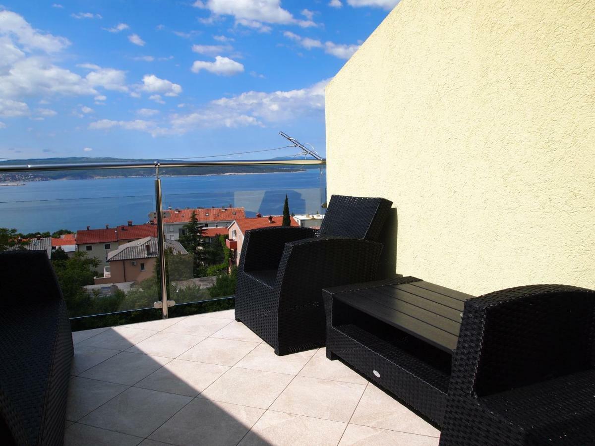 Panoramic View Apartments Crikvenica Ev Station Available Extérieur photo
